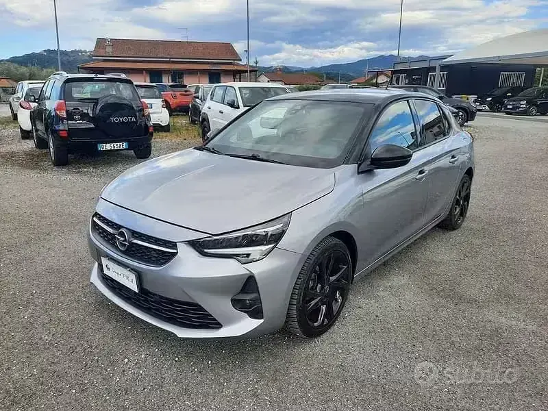 Usata Opel Corsa GS Line 101 CV (74 kW) 2020 Grigio Utilitaria