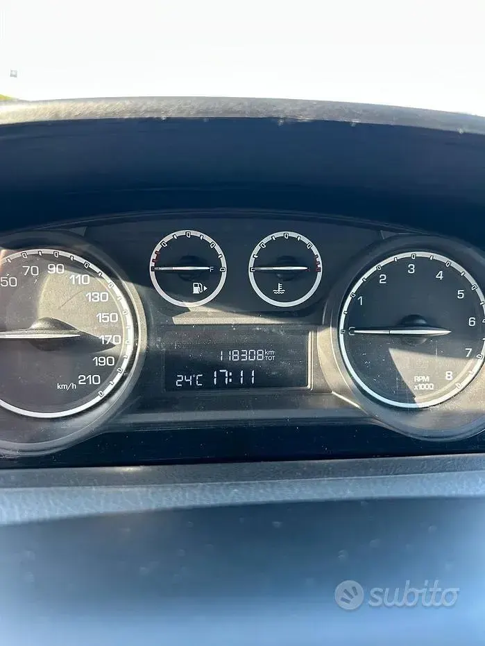 Usata Lancia Ypsilon 69 CV (50 kW) 2015 Bianco Utilitaria