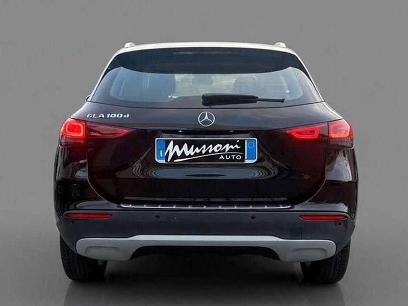Usata Mercedes GLA180 Business 116 CV (85 kW) 2022 Nero past. SUV