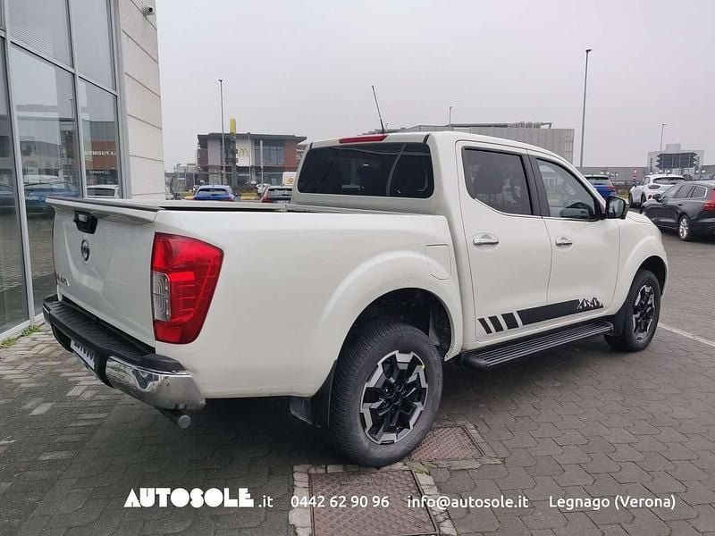 Usata Nissan Navara N-Guard 190 CV (139 kW) 2021 Bianco Pick-up