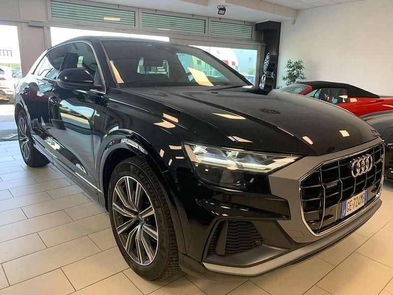 Usata Audi Q8 Sport 286 CV (210 kW) 2021 Nero SUV