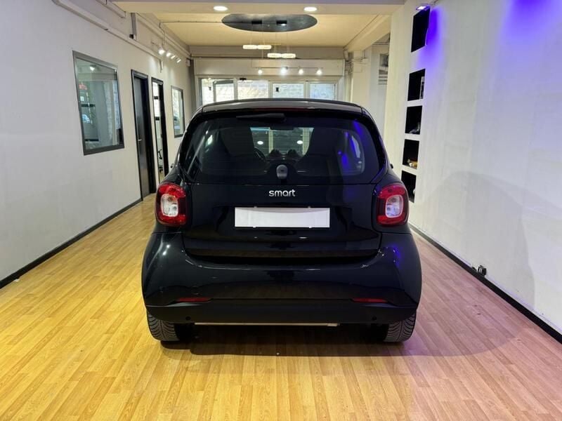Usata Smart ForTwo Coupé Passion 71 CV (52 kW) 2019 Nero Coupé