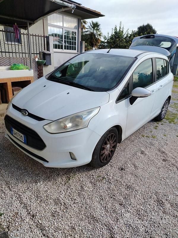 Usata Ford B-MAX 100 CV (73 kW) 2014 Monovolume