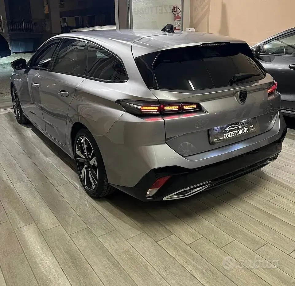Usata Peugeot 308 Allure 131 CV (96 kW) 2022 Grigio Station wagon