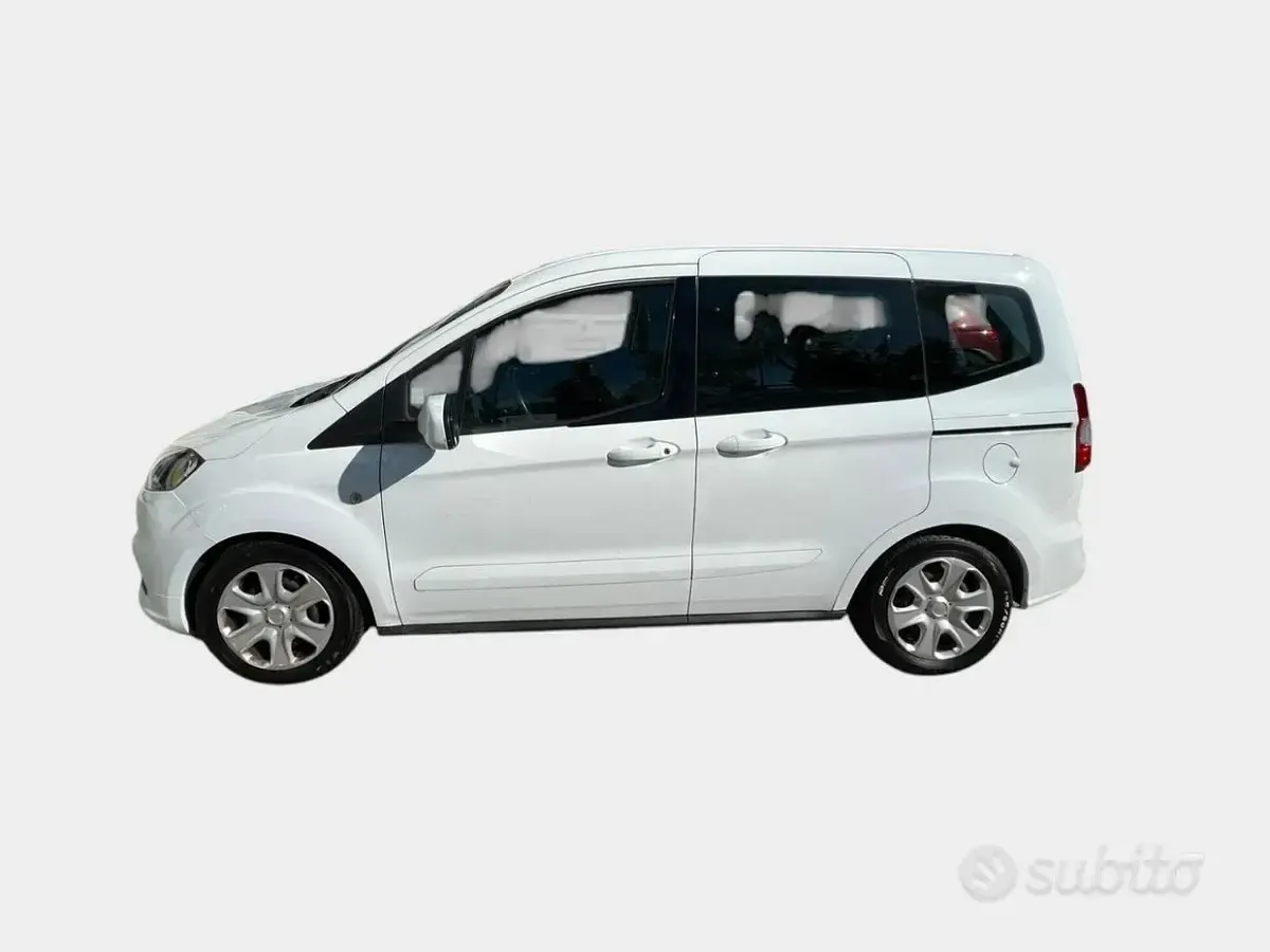 Usata Ford Tourneo Courier S 75 CV (55 kW) 2020 Bianco Monovolume