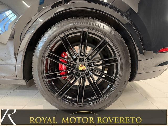 Usata Porsche Cayenne Turbo 740 CV (544 kW) 2024 Nero SUV