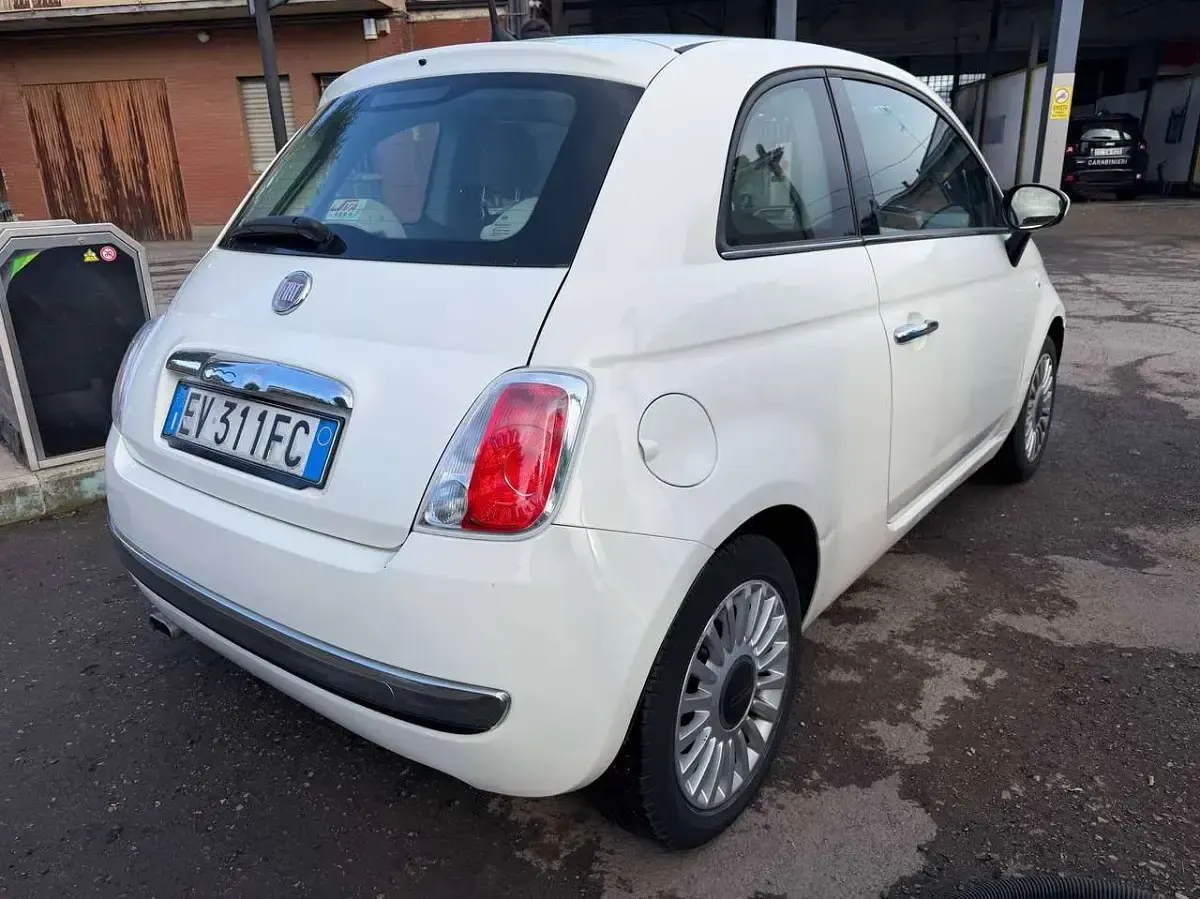 Usata Fiat 500 Lounge 69 CV (50 kW) 2014 Bianco Utilitaria