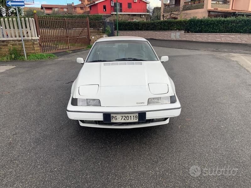 Bianco Usata 1992 Volvo 480 Coupé | 6200 € - Immagine 1/4