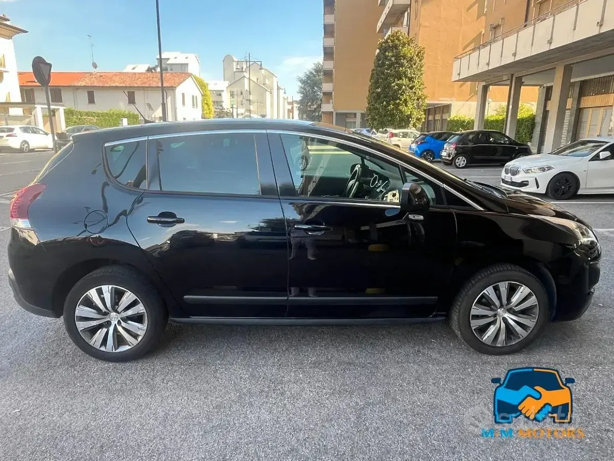 Usata Peugeot 3008 S 131 CV (96 kW) 2015 Nero Station wagon