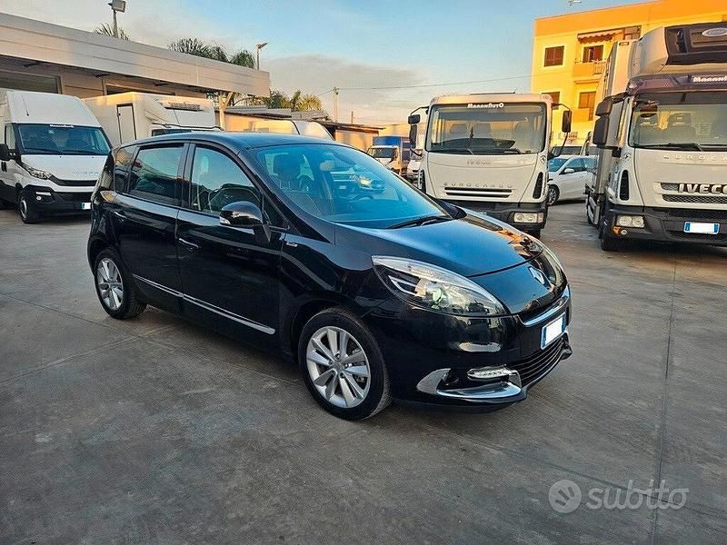 Usata Renault Scénic Luxe 110 CV (80 kW) 2012 Nero Monovolume