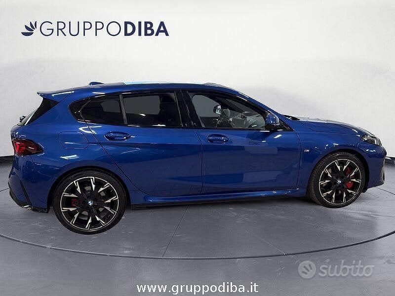 Usata BMW 118 Comfort Edition 150 CV (110 kW) 2024 Blu Utilitaria