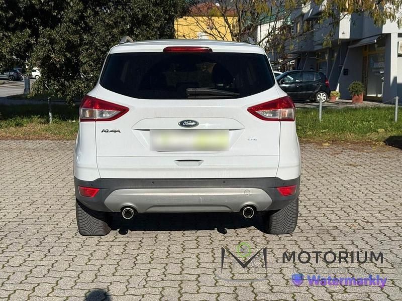 Usata Ford Kuga Titanium 120 CV (88 kW) 2015 Bianco SUV
