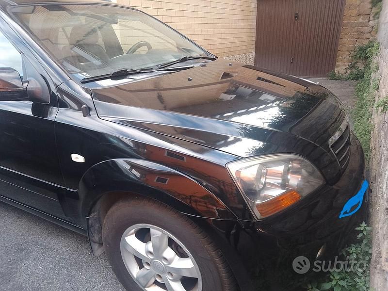 Nero Usata 2008 Kia Sorento SUV | 5200 € (Molto cara) - Immagine 1/4