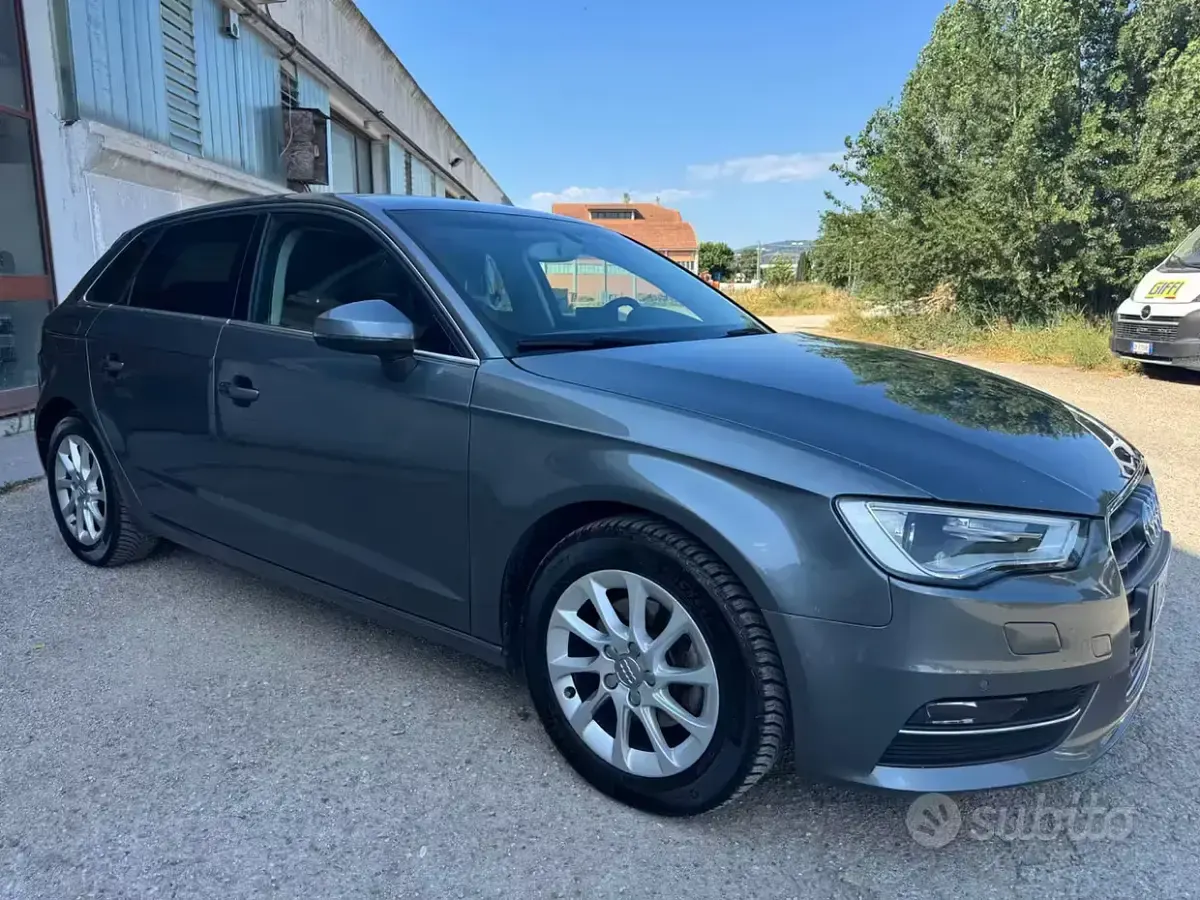 Usata Audi A3 Ambition 150 CV (110 kW) 2014 Grigio Berlina