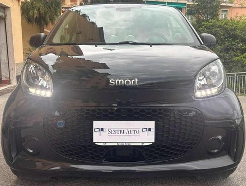Usata Smart ForTwo Coupé Pure 41 kW (56 CV) 2020 Nero Utilitaria
