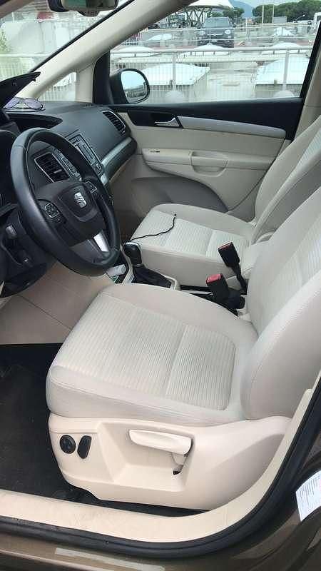 Usata Seat Alhambra Style 140 CV (102 kW) 2010 Marrone Monovolume