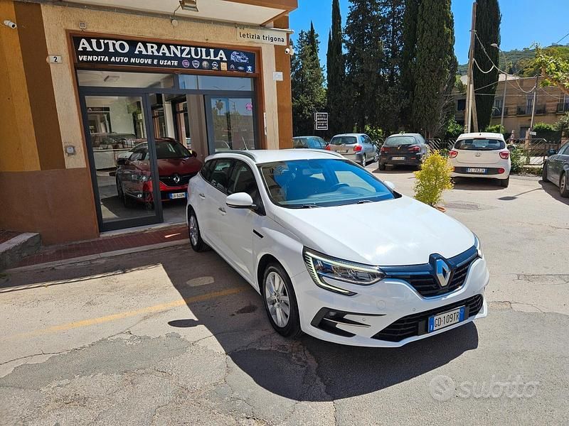 Usata Renault Mégane GrandTour 115 CV (84 kW) 2020 Bianco Station wagon