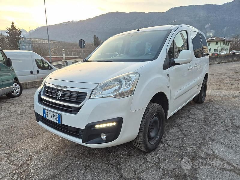 Usata Peugeot Partner 100 CV (73 kW) 2018 Bianco Monovolume