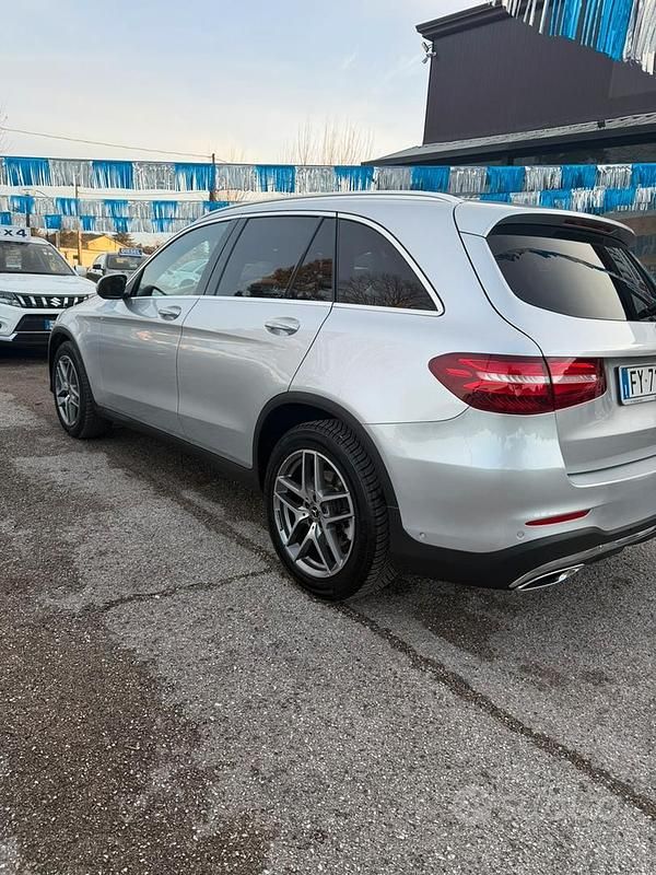 Usata Mercedes GLC220 Exclusive 170 CV (125 kW) 2017 Grigio SUV