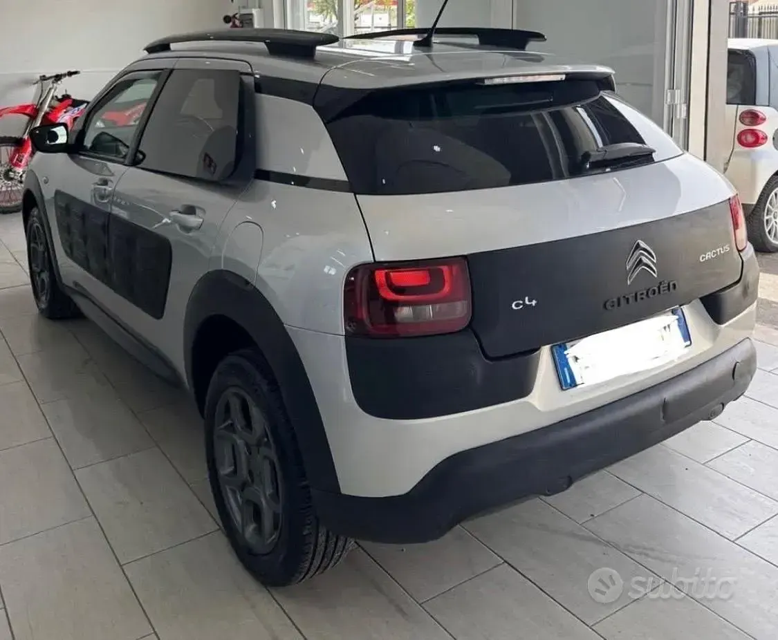 Usata Citroën C4 Cactus 92 CV (67 kW) 2015 Grigio Utilitaria