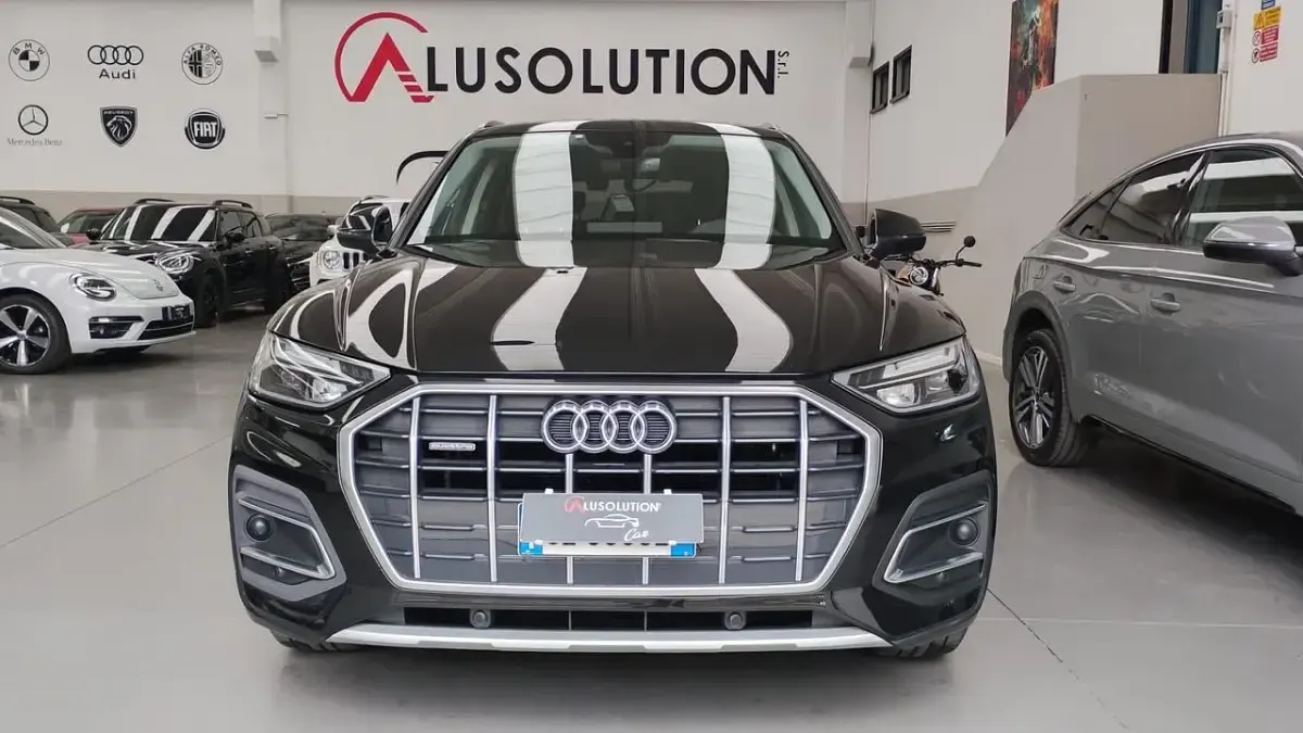 Usata Audi Q5 Advanced 204 CV (150 kW) 2021 Nero SUV