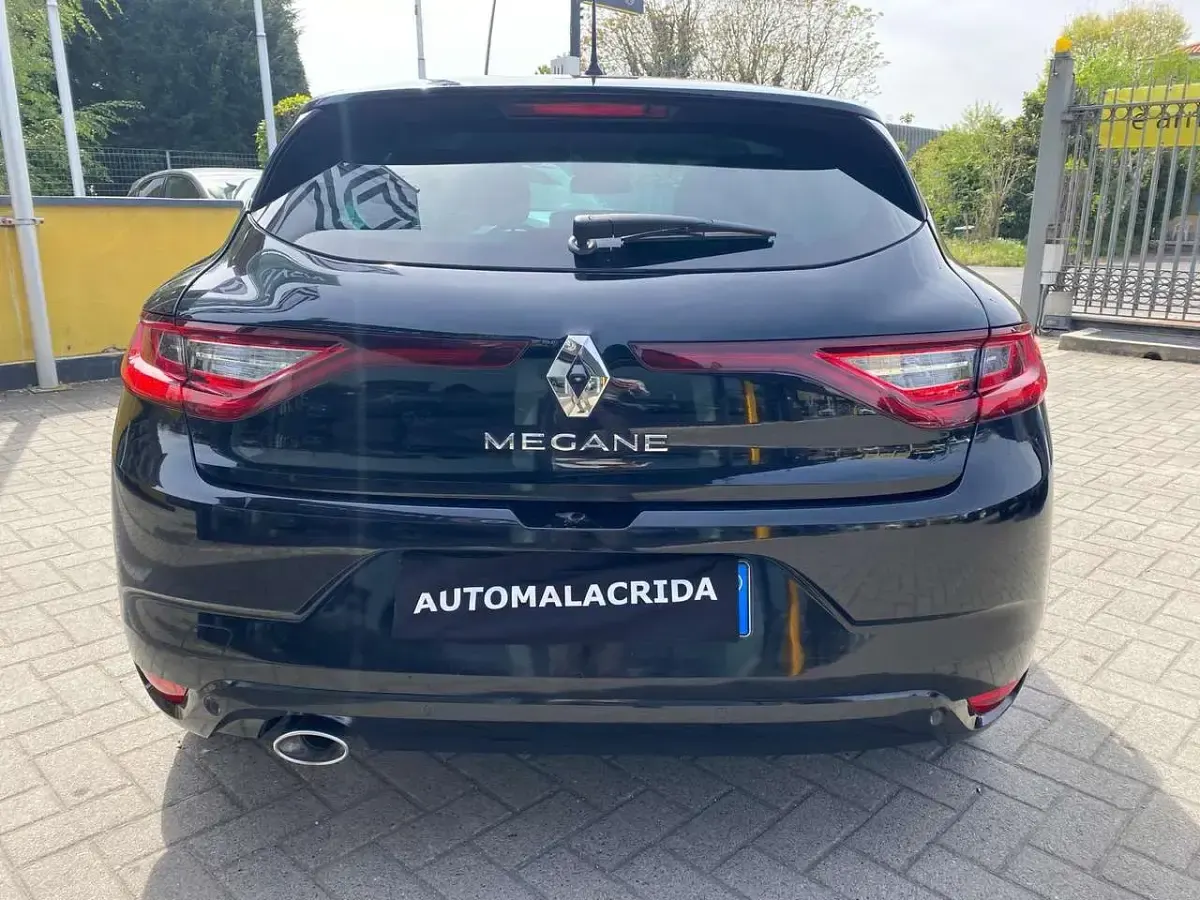Usata Renault Mégane IV Intens 116 CV (85 kW) 2019 Nero etoile Berlina