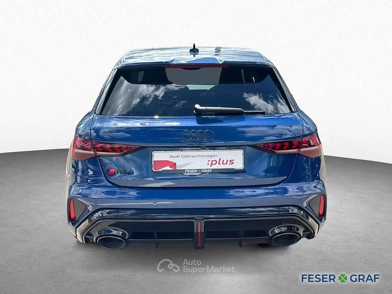 Usata Audi RS3 Ambiente 400 CV (294 kW) 2024 Blu/azzurro Berlina