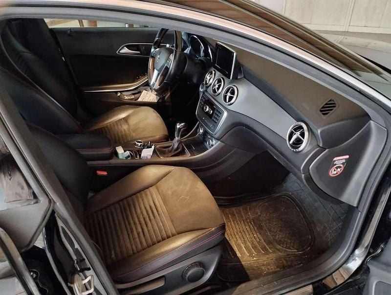 Usata Mercedes CLA180 122 CV (89 kW) 2013 Nero Berlina