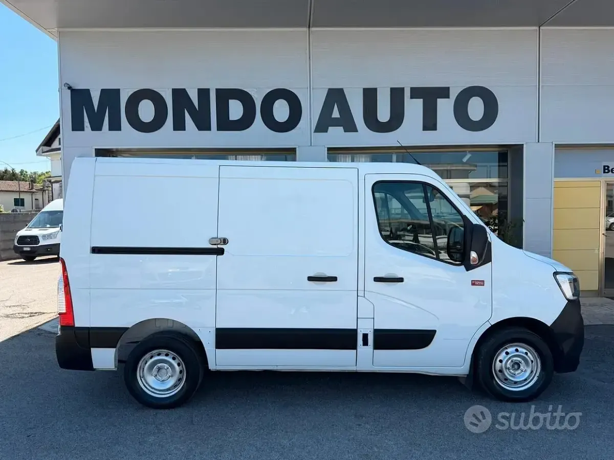 Usata Renault Master 135 CV (99 kW) 2019 Bianco Berlina