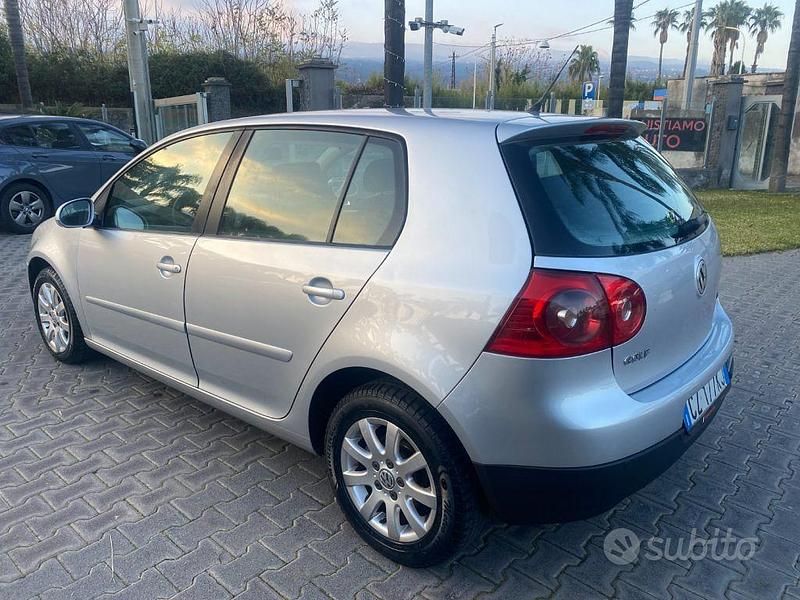 Usata VW Golf IV Sportline 104 CV (76 kW) 2006 Grigio Berlina