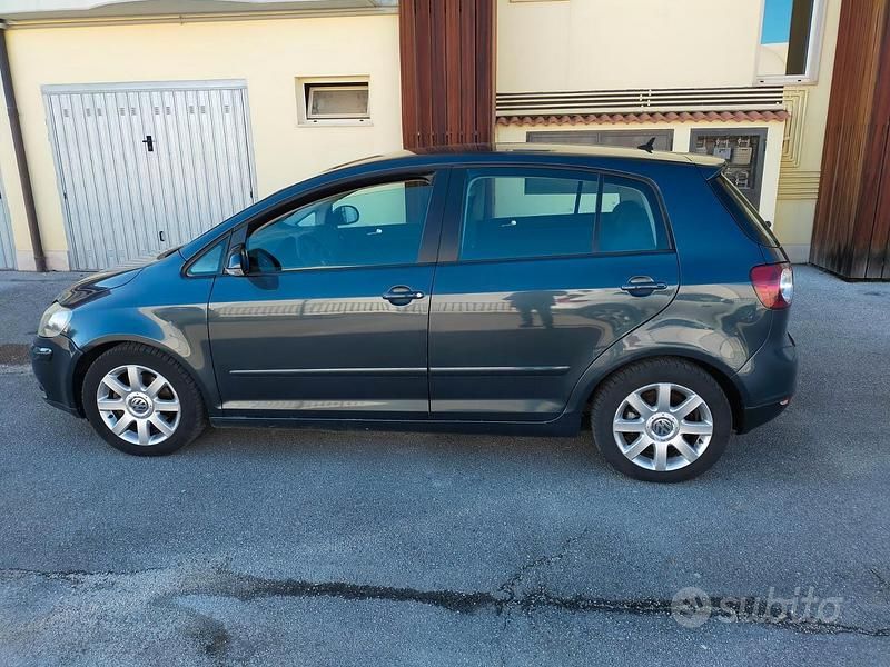 Usata VW Golf Plus Cross 2005 Grigio Monovolume