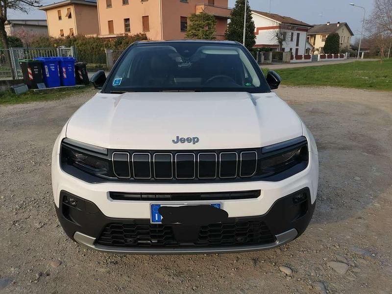 Usata Jeep Avenger Summit 101 CV (74 kW) 2024 Bianco SUV