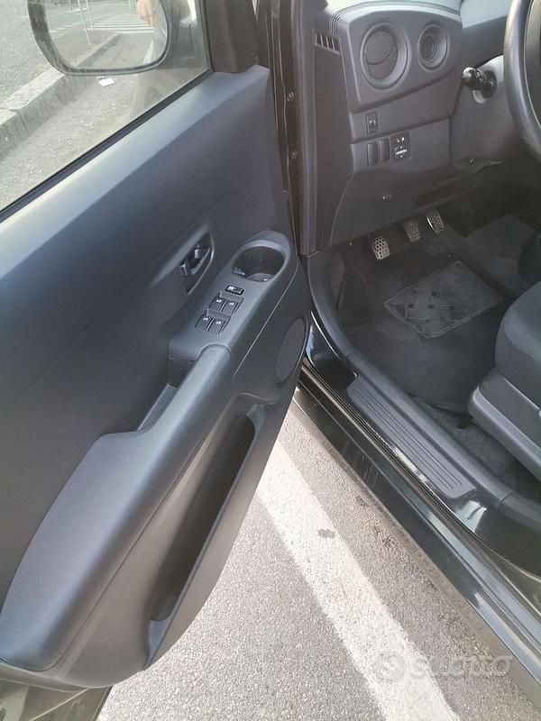 Usata Daihatsu Materia 91 CV (66 kW) 2010 Nero Monovolume