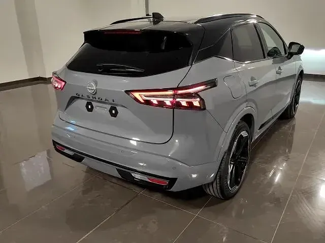 Nuova Nissan Qashqai 158 CV (116 kW) 2026 Xexceramic grey/t.nero SUV