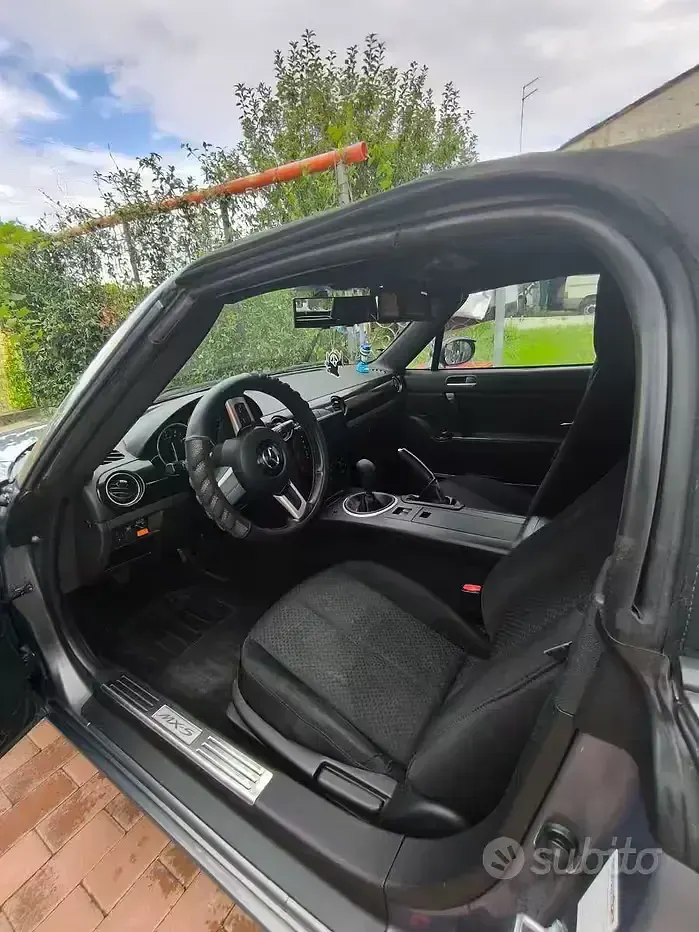 Usata Mazda MX5 126 CV (92 kW) 2007 Giallo Cabrio