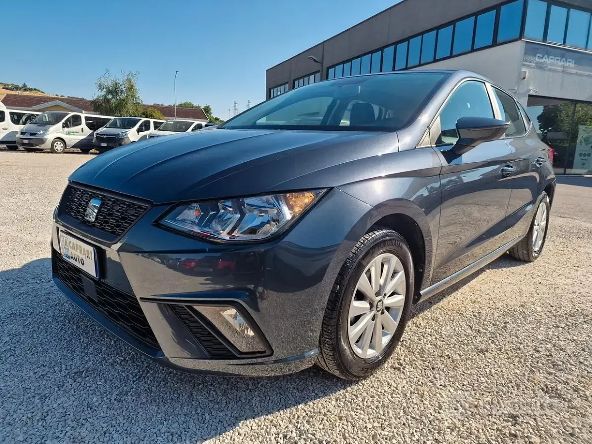 Usata Seat Ibiza Business 90 CV (66 kW) 2021 Grigio Utilitaria