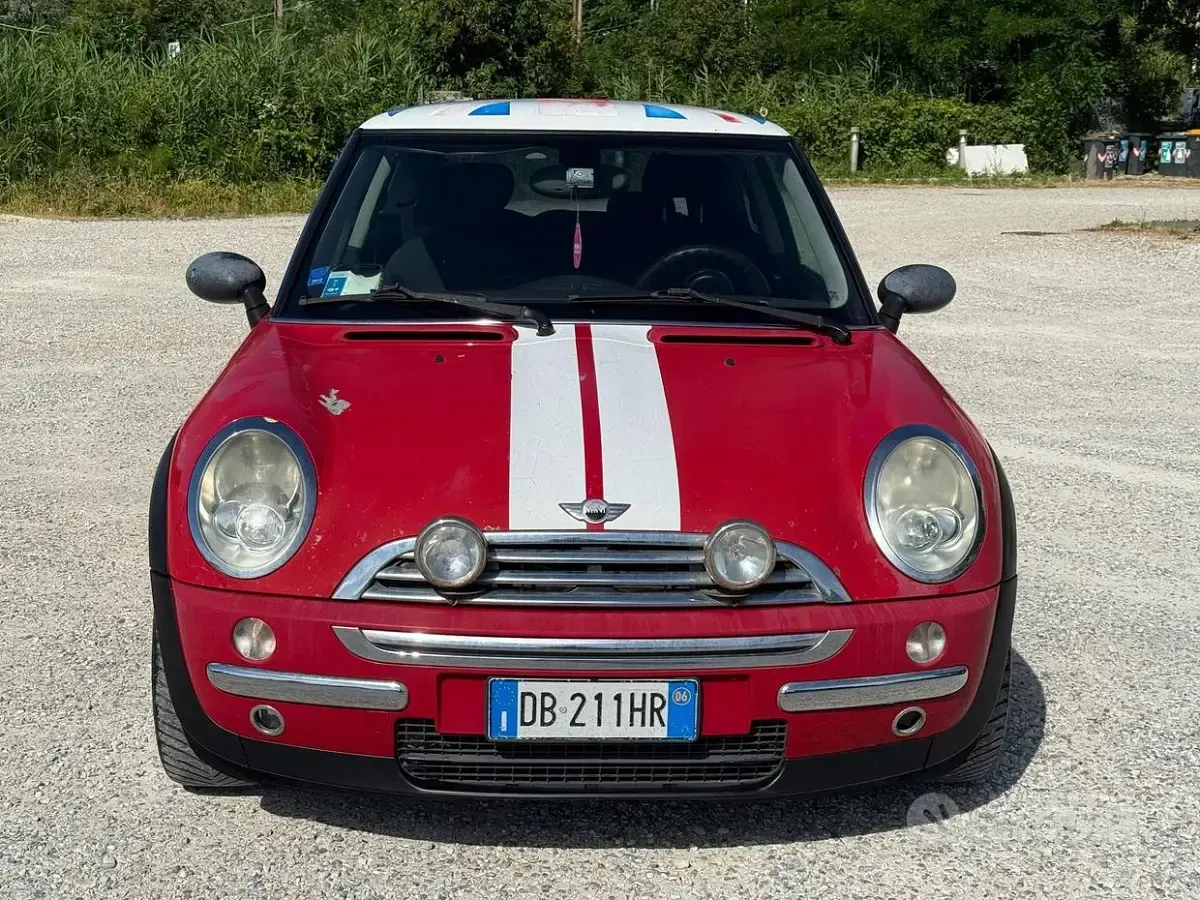 Usata Mini One D 88 CV (64 kW) 2006 Rosso Utilitaria