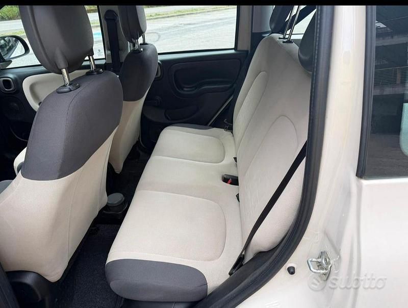 Usata Fiat Panda 85 CV (62 kW) 2012 Utilitaria