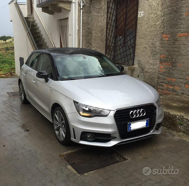 Usata Audi A1 Sportback Admired 90 CV (66 kW) 2013 Grigio Utilitaria