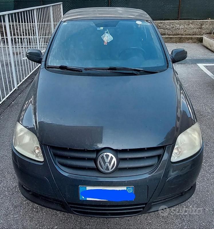 Usata VW Fox 54 CV (39 kW) 2005 Grigio Utilitaria
