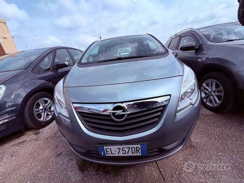 Usata Opel Meriva Cosmo 95 CV (69 kW) 2011 Monovolume