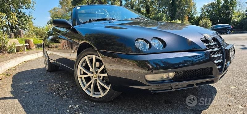 Usata Alfa Romeo Spider 165 CV (121 kW) 2006 Nero Cabrio