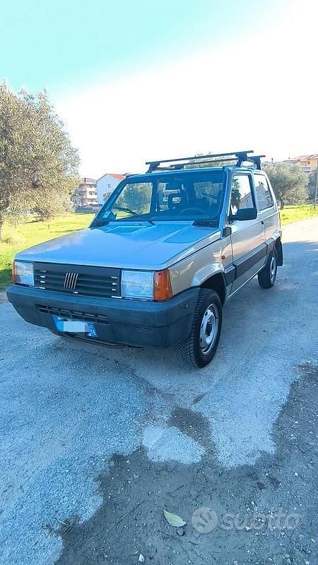 Grigio Usata 2001 Fiat Panda 4x4 Trekking Due volumi | 8500 € - Immagine 1/4