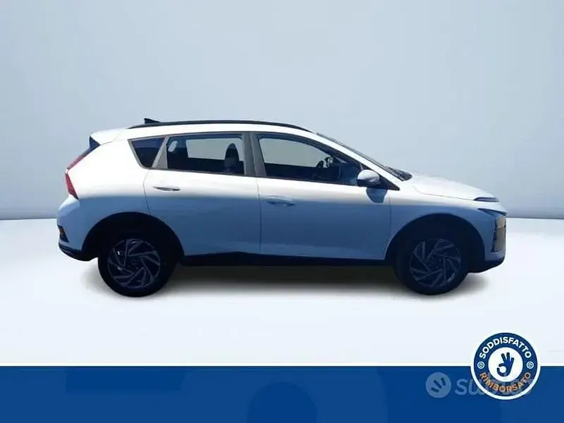Usata Hyundai Bayon 100 CV (73 kW) 2026 Bianco SUV
