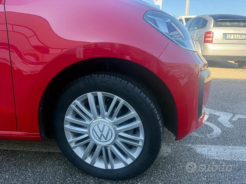 Usata VW up! 66 CV (48 kW) 2021 Rosso Utilitaria