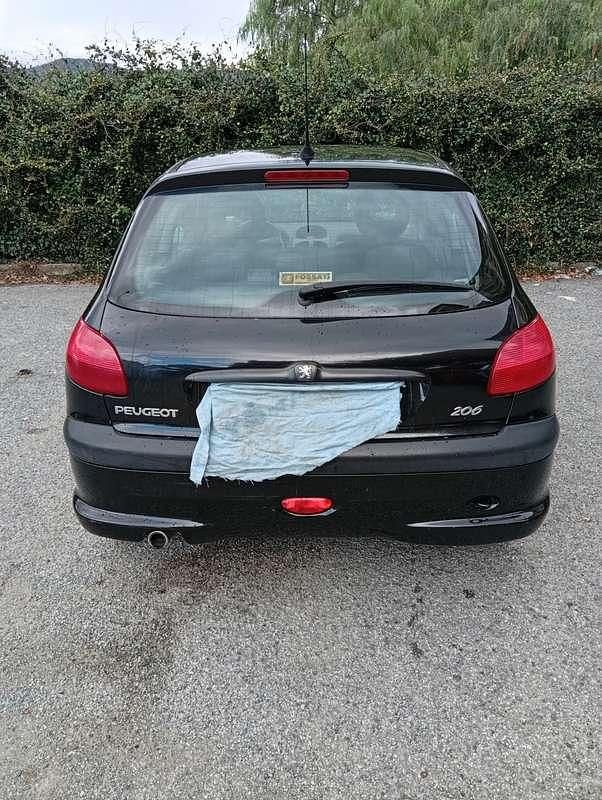 Usata Peugeot 206 75 CV (55 kW) 2003 Berlina