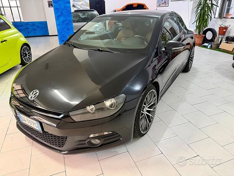 Käytetty VW Scirocco 200 HP (147 kW) 2009 Musta Coupe - kaksiovinen
