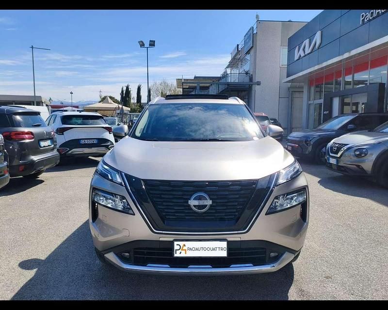 Gebraucht Nissan X-Trail Tekna 158 PS (116 kW) 2025 Beige SUV