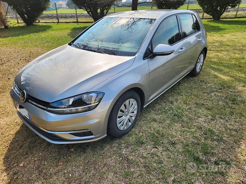 Usata VW Golf VII 125 CV (91 kW) 2018 Grigio Berlina