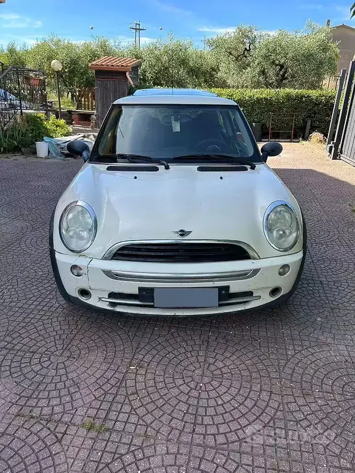 Usata Mini ONE 90 CV (66 kW) 2005 Bianco Utilitaria